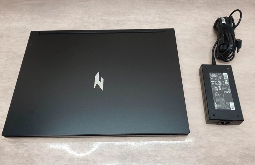 Acer Nitro V 16 AI ANV16-42-R309 (AMD Ryzen 5 240, 16GB, 512GB, RTX 5050 8GB) laptop_acer_nitro_16_5050 фото