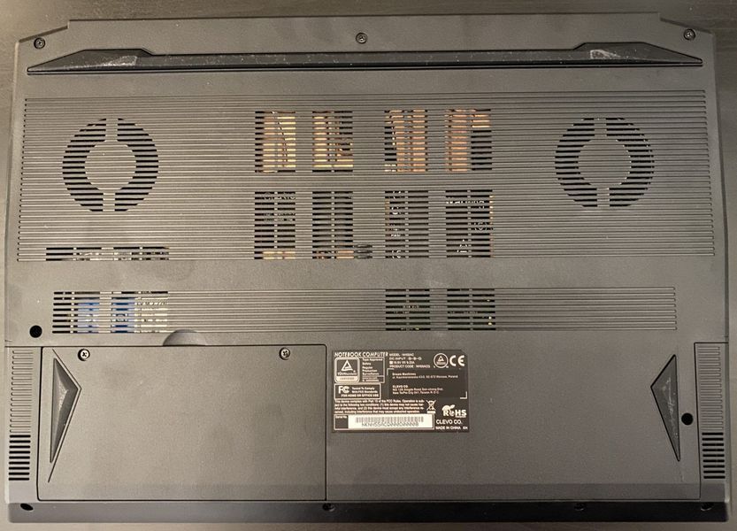 Maingear Clevo NH57AF1 (Ryzen 9 3900, 32GB, 1TB SSD, RTX 2070 8GB) laptop_clevo_2070 фото