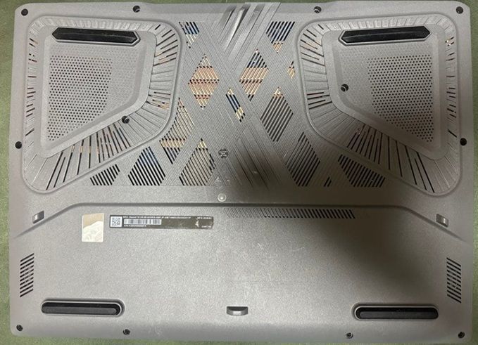 MSI Sword 16 HX B14VFKG (Intel Core i7-14650HX, 16GB, 1TB SSD, RTX 4060 8GB) (B14VFKG-202US) laptop_msi_4060_16 фото