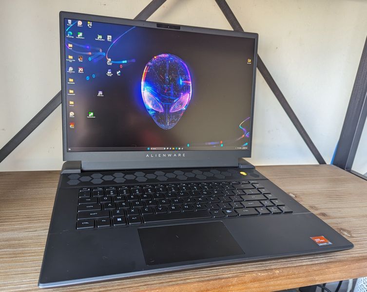Dell Alienware M16 R1 (AMD Ryzen 9 7845HX, 16GB, 1TB SSD, RTX 4080 12GB) laptop_alienware_16_4080 фото