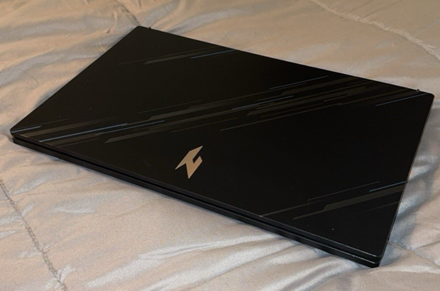 Acer Nitro V 15 NH.QN8AA.006 (Core i5-13520H, 32GB, 512GB, RTX 4050 6GB) laptop_acer_nitro_15_4050 фото