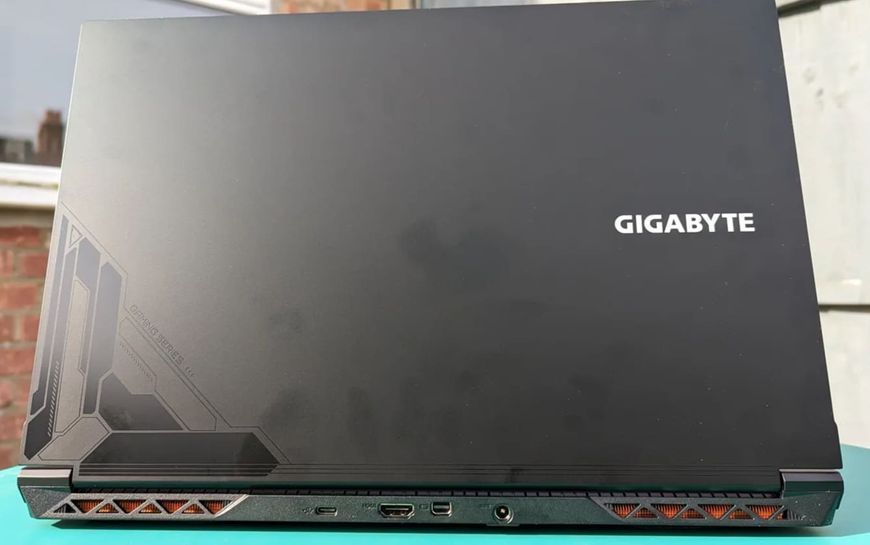 GIGABYTE G5 KF (Intel Core i5-12500H, 8GB, 512GB, RTX 4060 8GB) (KF-E3EE313SD) laptop_gigabyte_g5_4060 фото