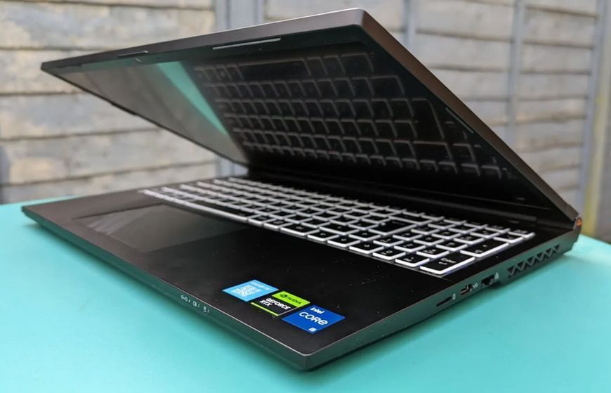 GIGABYTE G5 KF (Intel Core i5-12500H, 8GB, 512GB, RTX 4060 8GB) (KF-E3EE313SD) laptop_gigabyte_g5_4060 фото