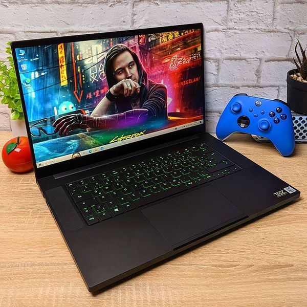 Razer Blade Base 15 (Intel Core i7-10750H, 16GB, 512GB SSD, RTX 3060 6GB) laptop_razer_15_3060 фото