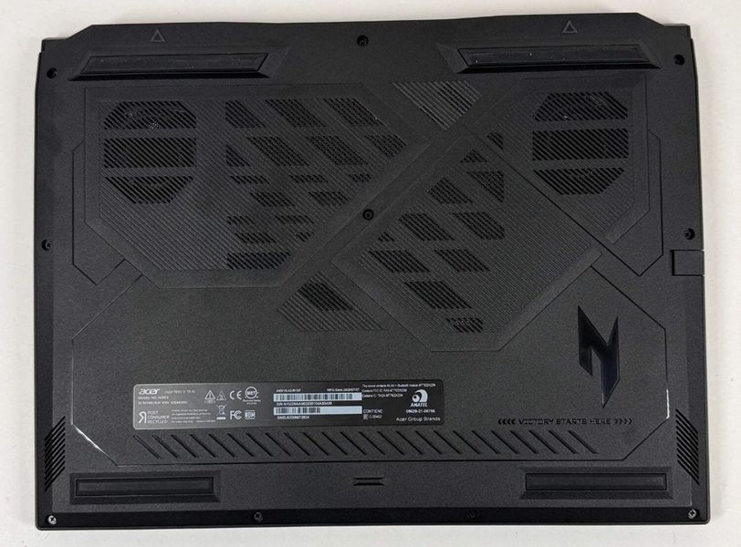 Acer Nitro V 15 ANV15-52-57BB (Intel Core i5-13420H, 16GB, 1TB, RTX 5050 8GB) acer_nitro_15_5050_1 фото